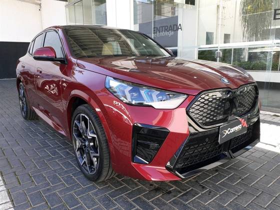 BMW iX2 64,8 KW ELÉTRICO XDRIVE30 M SPORT